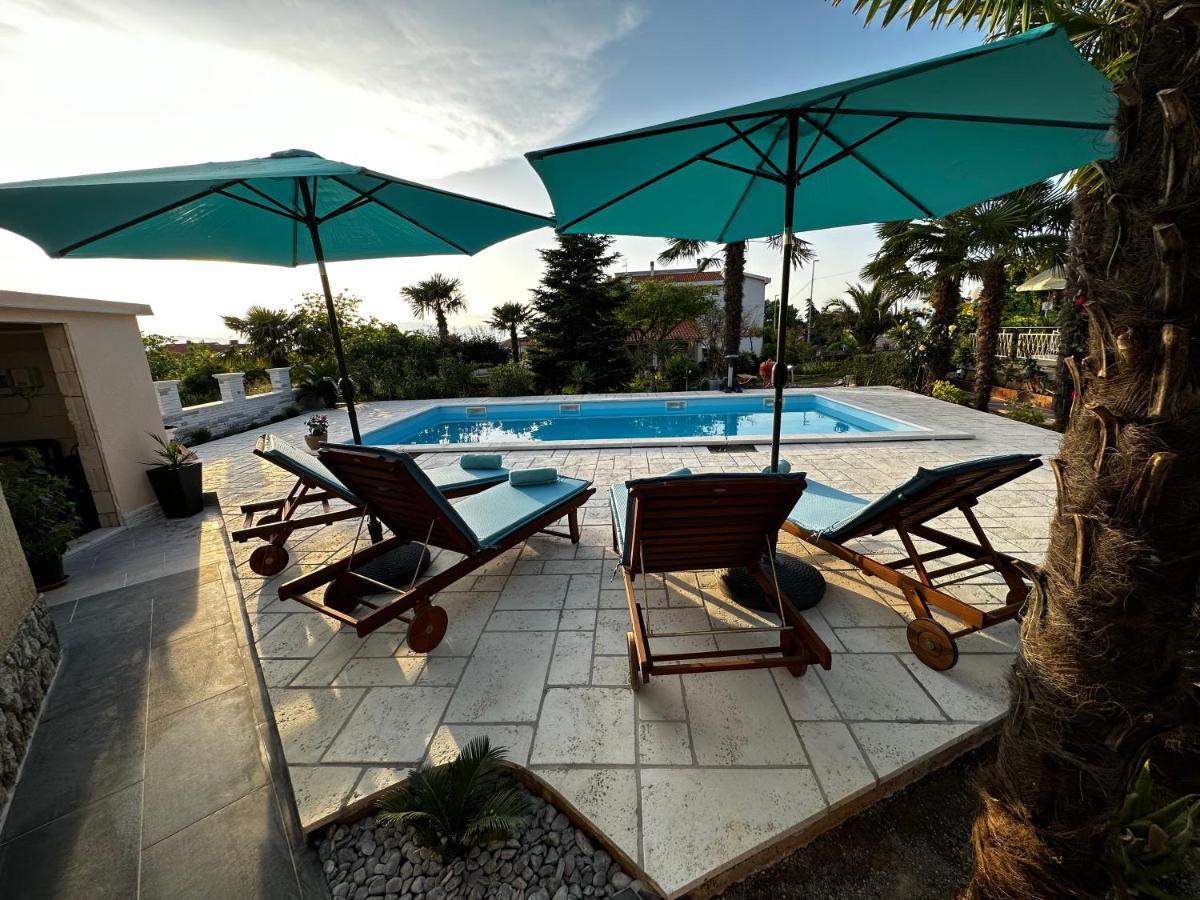 Holiday House Serenity Малинська Екстер'єр фото