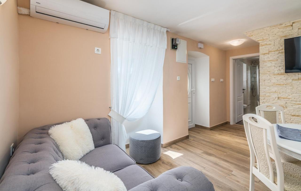 Holiday House Serenity Малинська Екстер'єр фото